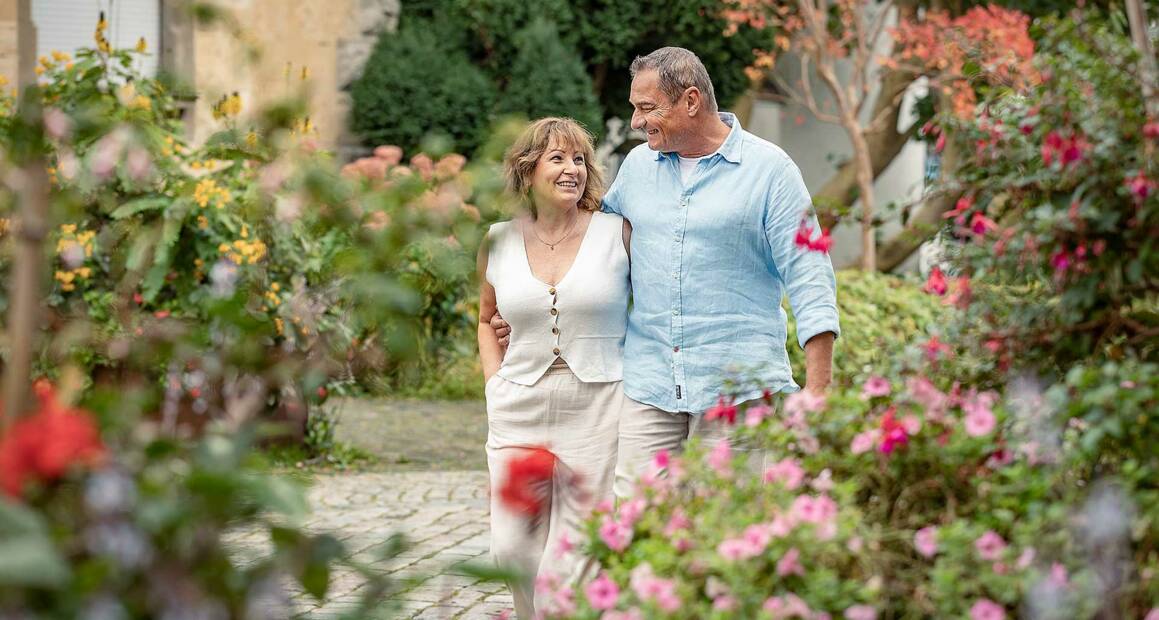 Entdecken Sie das Vierlinden-Quartier aus jeder Perspektive – ganz bequem von Zuhause aus. Mit unserer virtuellen Tour spazieren Sie durch das gesamte Quartier. Lindau_Spaziergang_Park
